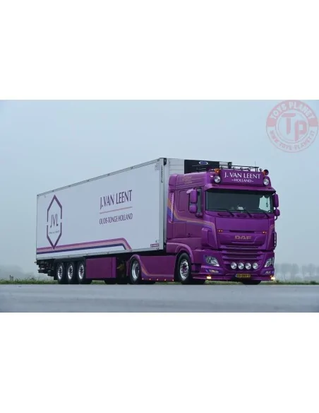 DAF XF 4x2 Space Cab tractor with 3-axle refrigerated trailer Jarno van Leent Transport TEKNO 87134 TEKNO