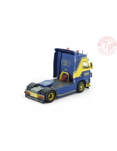 Volvo FH12 4x2 tractor Erwin van Belle TEKNO 86902 TEKNO Volvo FH12 4x2 tractor Erwin van Belle TEKNO 86902 TEKNO