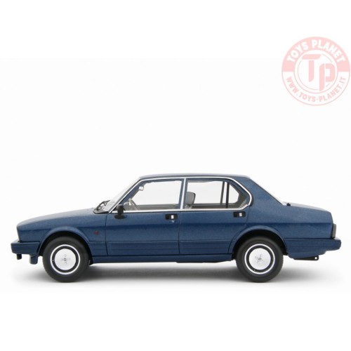 1/18 Alfetta 2.0i Quadrifoglio Oro 1983-84 - Blue Met. LM171A LAUDORACING