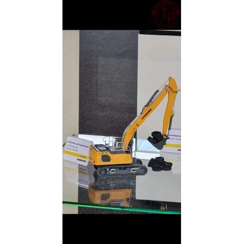 Liebherr R 945 CONRAD 2225/0 CONRAD