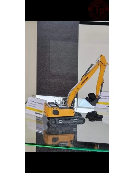 Liebherr R 945 CONRAD 2225/0 CONRAD