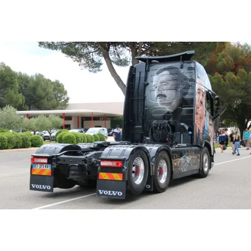 VOLVO FH4 GLOBETROTTER XL 6X2 TAG AXLE Patalacci WSI 01-4775 WSI MODELS