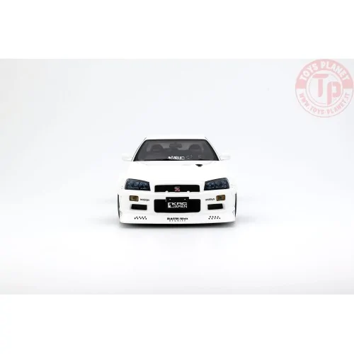 1:18 NISSAN SKYLINE GT-R (BNR34) BY KRC PEARL WHITE QX1 2019 OT1135 OTTOMOBILE