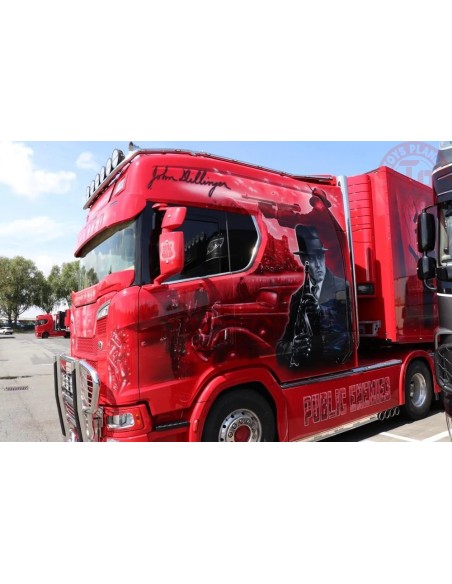 1/50 Scania Next Gen Longline met 3-assige koeloplegger Vandenbulcke - STH - Public Enemies TEKNO 87692 TEKNO 1/50 Scania Next Gen Longline met 3-assige koeloplegger Vandenbulcke - STH - Public Enemies TEKNO 87692 TEKNO