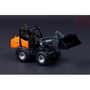DOOSAN DL 85 PALA GOMMATA 1:32 IMC MODELS 99-10103 IMC MODELS 1:32