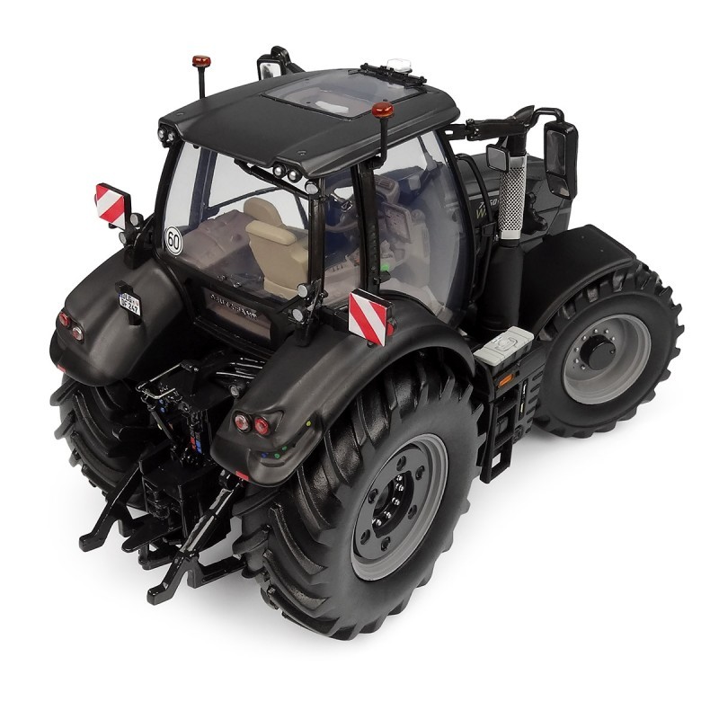 Maquette Tracteur Deutz-Fahr 7250 TTV - Universal Hobbies, échelle 1/32, Modèle UH6482