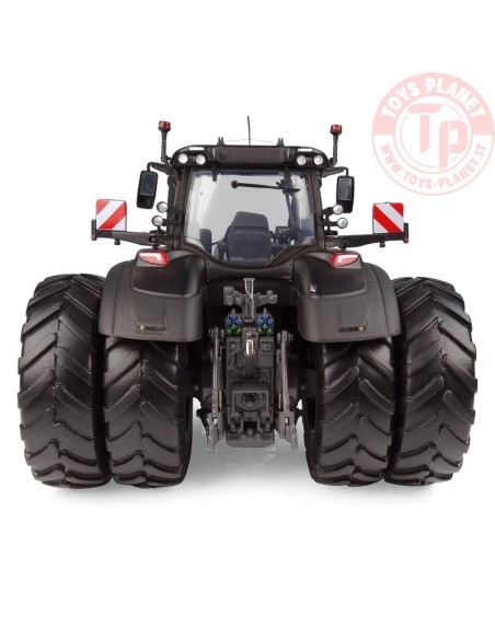 1/32 Valtra S416 UNLIMITED Gemellato – Matt Black UH 6819 UNIVERSAL HOBBIES