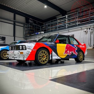 1/18 BMW M3 N.1 LEGEND BOUCLES BASTOGNE 2025 T.NEUVILLE-A.CORNET S1801536 AUTO SCALA 1:18