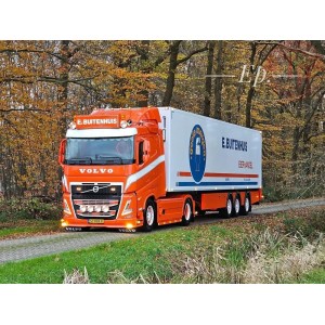1/50 E. Buitenhuis Volvo FH05 4x2 con semirimorchio frigo TEKNO 90718 TEKNO