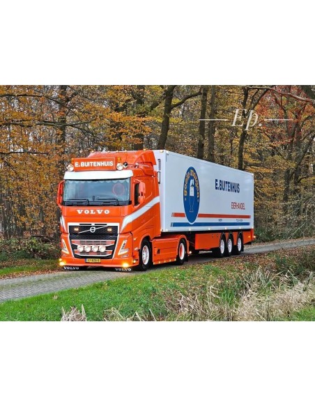 1/50 E. Buitenhuis Volvo FH05 4x2 con semirimorchio frigo TEKNO 90718 TEKNO
