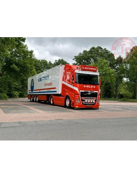 1/50 E. Buitenhuis Volvo FH05 4x2 con semirimorchio frigo TEKNO 90718 TEKNO