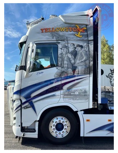 1/50 Felle Transport AS Volvo FH05 Globetrotter XL Trasporto Legna TEKNO 89618 TEKNO