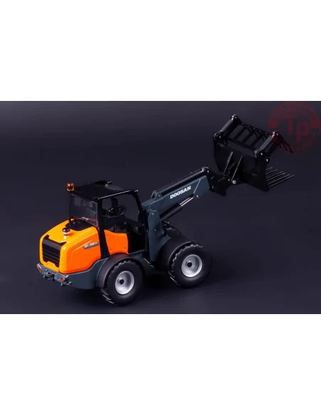 DOOSAN DL 80 TL PALA GOMMATA 1:32 IMC MODELS 99-10104 ALTRE MARCHE