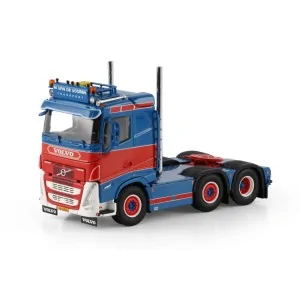 1/50 M. van de Vooren Transport VOLVO FH5 SLEEPER CAB 6X2 TWIN STEER WSI 01-4746 WSI MODELS