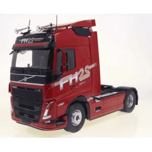 1/24 VOLVO FH16 750 GLOBETROTTER XL 25 YEAR EDITION 2-AXLE RED S2400104 SOLIDO