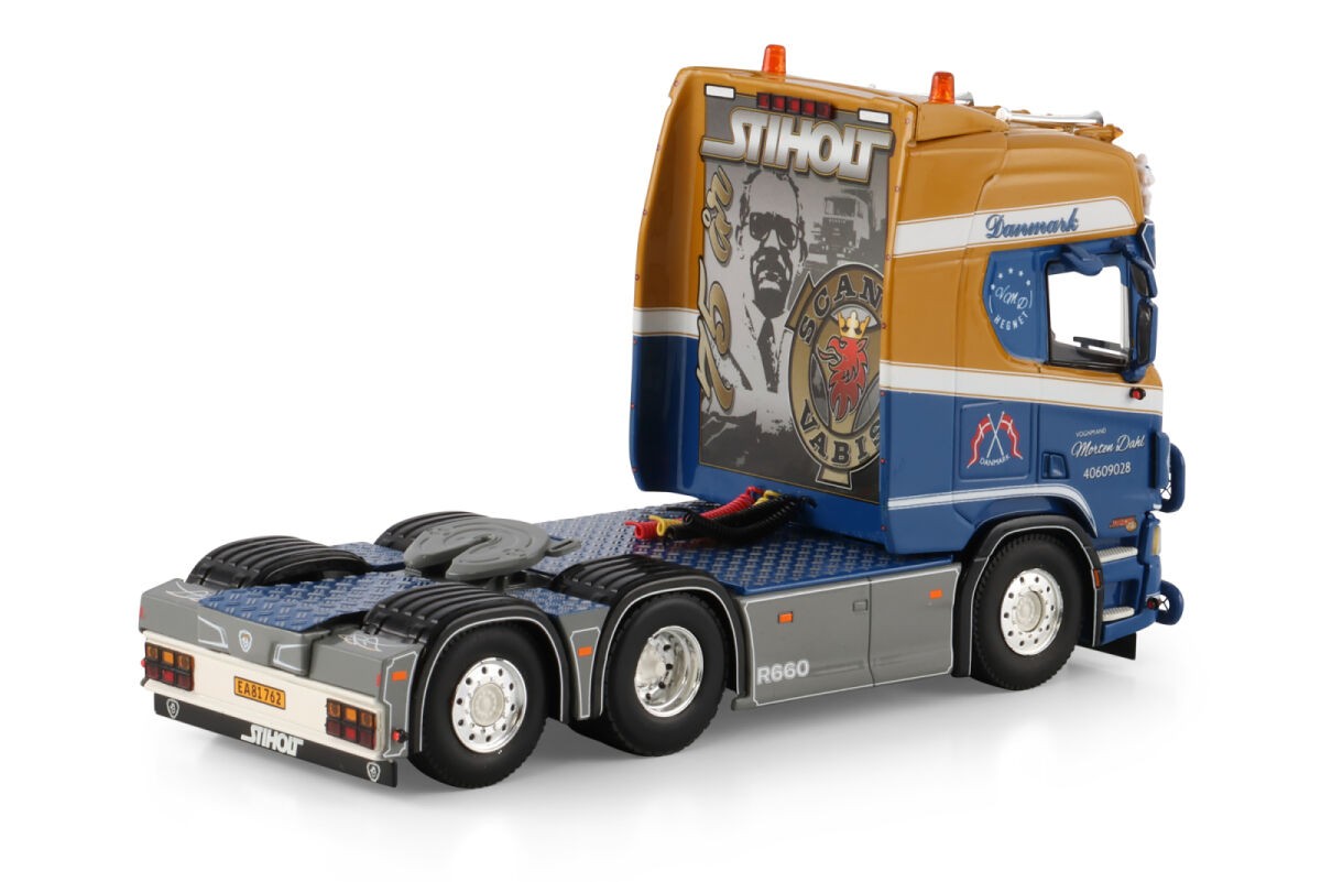 WSI 01-4851 SCANIA R HIGHLINE CR20H 6X2 TAG AXLE Morten Dahl 1:50 1