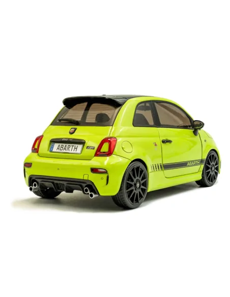 1/18 FIAT F595 ABARTH 2023 VERDE ADRENALINA S1811307 SOLIDO
