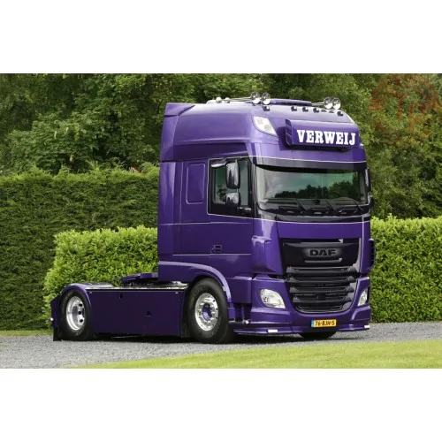 DAF XF SUPER SPACE CAB 4X2 Verweij WSI 01-4921 WSI MODELS