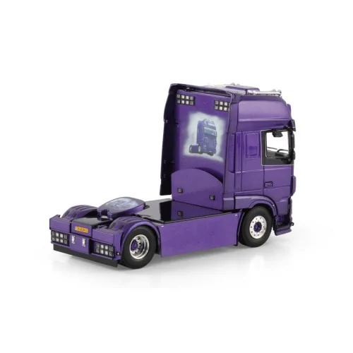 DAF XF SUPER SPACE CAB 4X2 Verweij WSI 01-4921 WSI MODELS