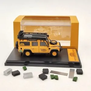 1/64 Land Rover Defender 90 camel con accessori STM098 STREET WARRIOR