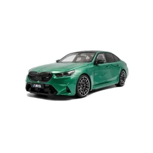 1/18 BMW M5 M 2025 ISLE OF MAN GREEN S1814701 SOLIDO