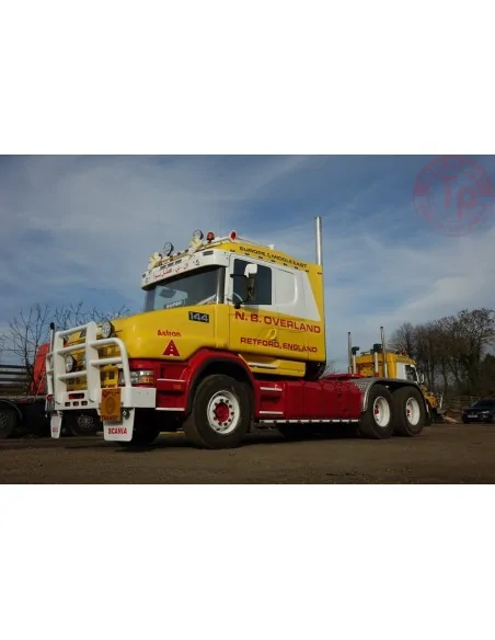 Scania 4-serie Torpedo met 3-assige semi dieplader Overland TEKNO 85268 TEKNO Scania 4-serie Torpedo met 3-assige semi dieplader Overland TEKNO 85268 TEKNO