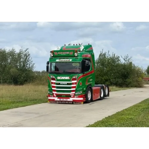 1/50 Jan Mues Scania NGR 6x2 met 2-assige dieplader en houten kist TEKNO 88134 TEKNO