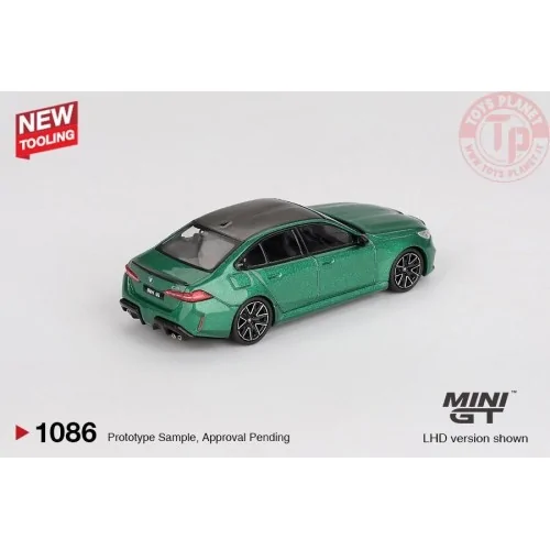 1:64 BMW M5 (G90) ISLE OF MAN GREEN METALLIC 2024 MGT01086-L MINI GT