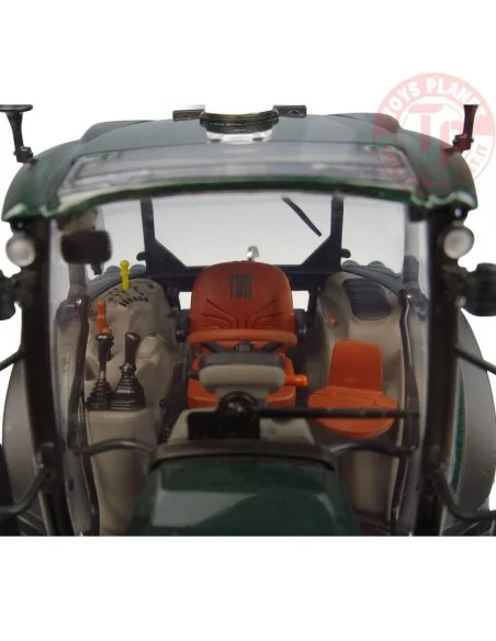 1/32 Fiat il Trattore (1918-2025) UH 6875 UNIVERSAL HOBBIES
