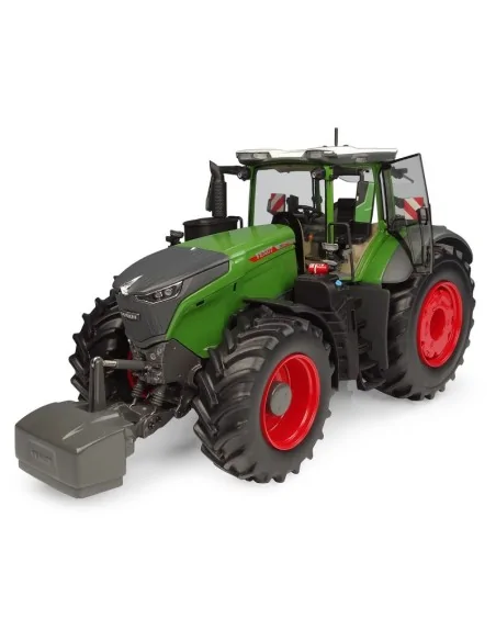 1/32 Fendt 1052 Vario Europe version 2026 UH 6851 UNIVERSAL HOBBIES
