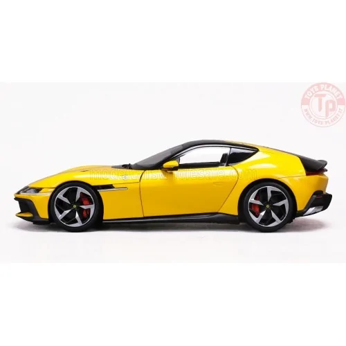 1/18 FERRARI 12CILINDRI 2024 WITH SHOWCASE NUMBERED ONE BY ONE GIALLO MODENA POLISTIL 18FE02014 POLISTIL