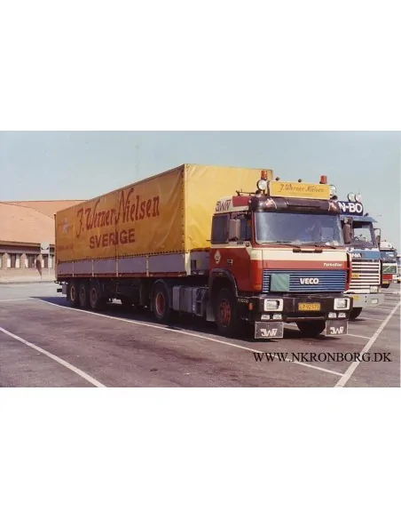 1/50 Werner Nielsen Iveco Turbostar 4x2 con semirimorchio centinato TEKNO 89968 TEKNO 1/50 Werner Nielsen Iveco Turbostar 4x2 con semirimorchio centinato TEKNO 89968 TEKNO