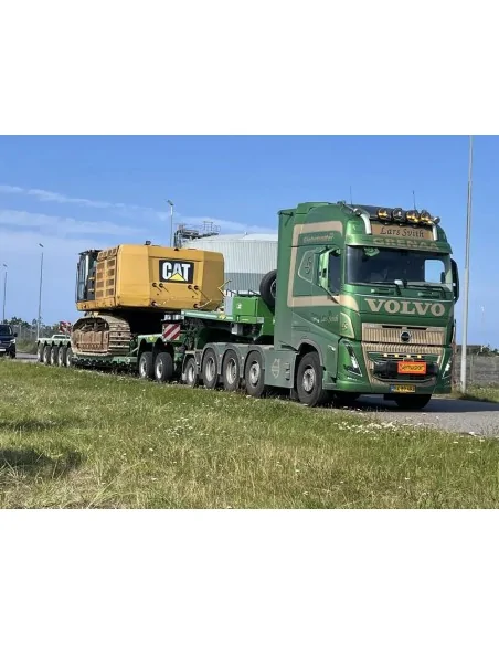 1/50 Lars Svith Volvo FH05 Globetrotter XL 8x4 con pianale ribassato Broshuis 2+5 assi TEKNO 89969 TEKNO