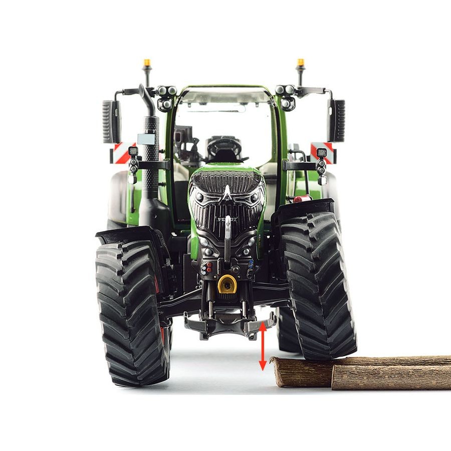 WIKING 077873 1/32 Fendt 832 Vario WIKING