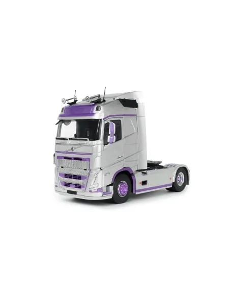 1/24 VOLVO TRUCKS FH GLOBETROTTER XL 2023 SILVER/PURPLE S2400105 SOLIDO