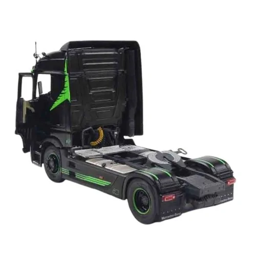 1/24 MERCEDES ACTROS R5 ITALIAN COLLECTION 2021 BLACK S2400204 SOLIDO