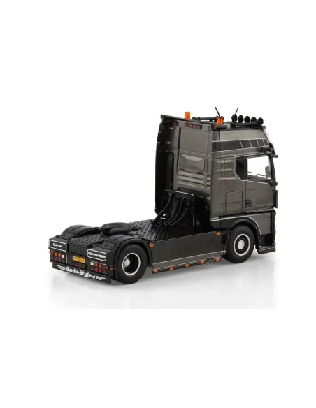 MAN TGX GX 4X2 Dutch Commander WSI 04-2235 WSI MODELS