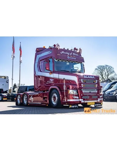 1/50 Nicolaj F. Olsen Scania Tuft R Highline 6x2 TEKNO 90040 TEKNO