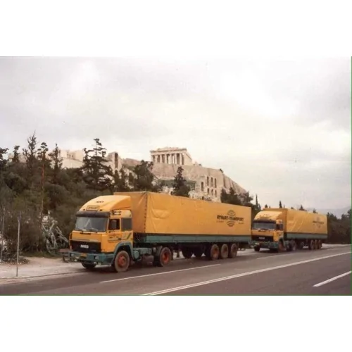1/50 Rynart Iveco Turbostar con semirimorchio classico a 3 assi centinato TEKNO 87401 TEKNO