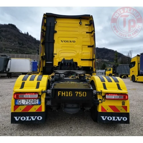 VOLVO FH5 GLOBETROTTER XL - KGE WSI 02-3529 WSI MODELS