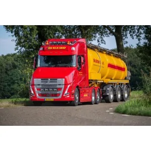 1/50 Vakutrans VLASTUIN VT5 6X2 TAG AXLE VACUUM TANK TRAILER - 3 AXLE WSI 01-5202 WSI MODELS