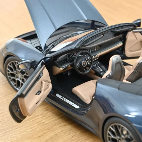 1/18 PORSCHE 911 CARRERA CABRIOLET 992 2025 BLUE METALLIC NV187180 NOREV