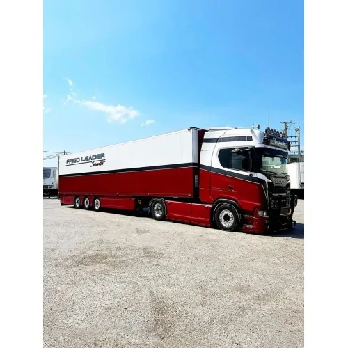 1/50 Sarantos Scania NGS Highline 4x2 met 3-assige koeloplegger TEKNO 90891 TEKNO