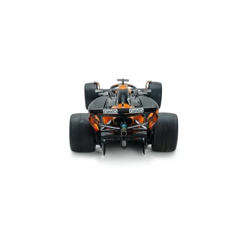 1/18 MCLAREN MCL39 N.81 GP CHINA 2025 O.PIASTRI S1818702 SOLIDO
