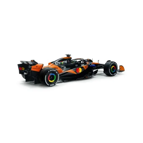 1/18 MCLAREN MCL39 N.81 GP CHINA 2025 O.PIASTRI S1818702 SOLIDO