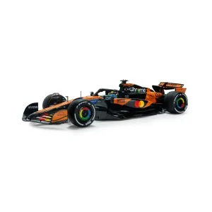 1/18 MCLAREN MCL39 N.81 GP CHINA 2025 O.PIASTRI S1818702 SOLIDO
