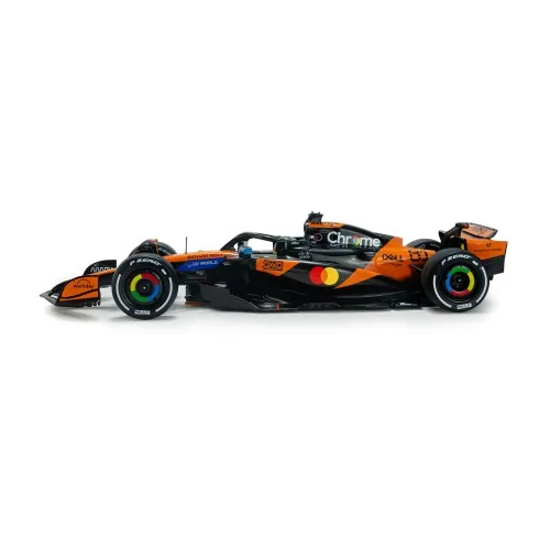 1/18 MCLAREN MCL39 N.81 GP CHINA 2025 O.PIASTRI S1818702 SOLIDO