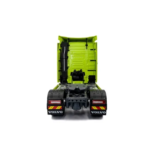 1/24 VOLVO FH GLOBETROTTER XL 2023 NEON GREEN S2400107 SOLIDO