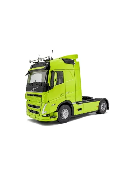 1/24 VOLVO FH GLOBETROTTER XL 2023 NEON GREEN S2400107 SOLIDO