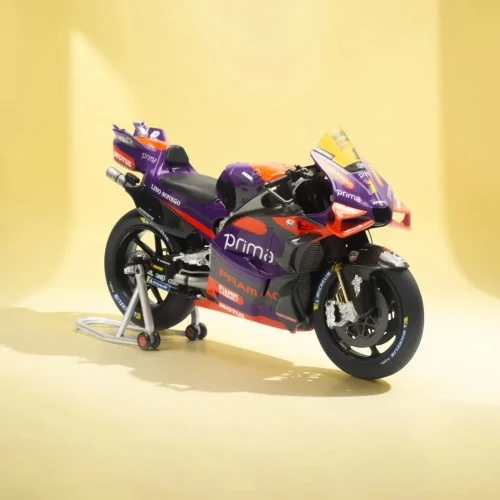 1/12 DUCATI DESMOSEDICI GP24 TEAM PRAMAC RACING N 1 WORLD CHAMPION MOTOGP FILM AWARDS 2024 JORGE MARTIN KLW0015-15 KILOWORKS